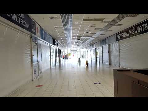 HIT Tesco Gdynia Chylonia opuszczony hipermarket przy Kcyńskiej w Gdyni. Zlikwidowany market