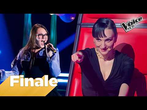 Francesca canta "Ti sento" dei Matia Bazar | The Voice Kids Italy Finale