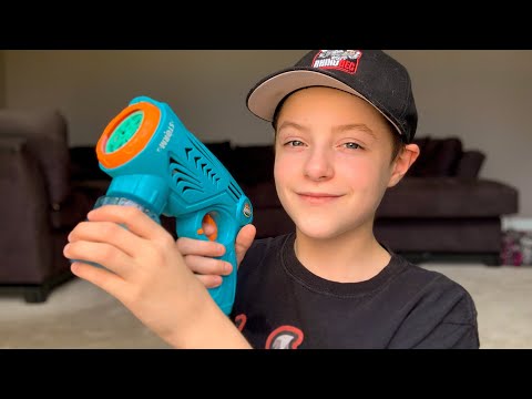 Clark Reviews | Dream N Jump Bubble Gun Machine