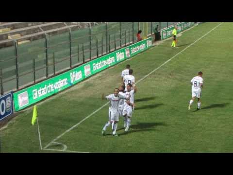 si esulta !!!!!!                        crotone cesena agosto 2013 035