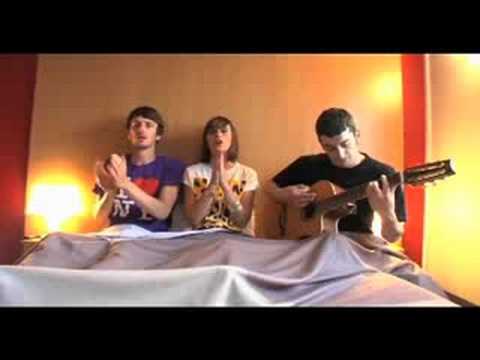 yelle vs Bloc Party - version courte