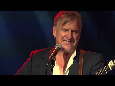 "Maria's Beautiful Mess" - Ellis Paul - LIVE From The Fallout Shelter