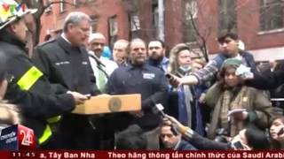preview picture of video 'Cháy nổ 2 tòa nhà chung cư tại Manhattan, New York - 27/3/2015'