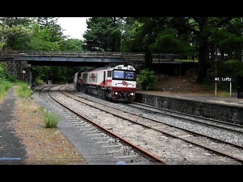 SCT Logistics 5MP9 3 CSR Diesel Locomotives through Mt Lofty 19th November 2021