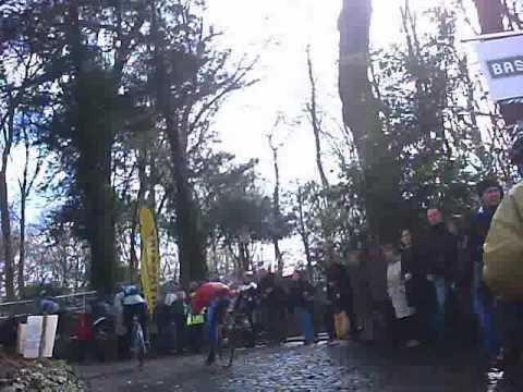 RvV - Tour of Flanders 2010: Abdijstraat - Muur - Finish