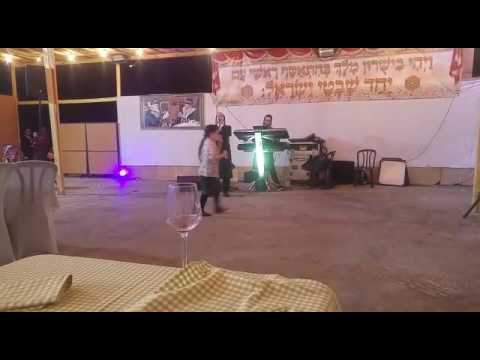 שוכי גולדשטיין ומנדי גולדברג בביצוע מדהים לשיר שערי דמעות.