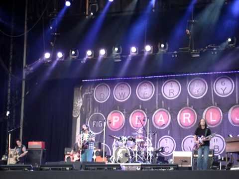 Pearl Jam - JUST BREATHE (Live in Nijmegen, Holland, 27-06-2010)