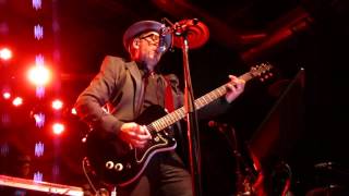 &quot;Stick Out Your Tongue&quot; - Elvis Costello &amp; the Roots, Brooklyn Bowl (16 Sept 2013)