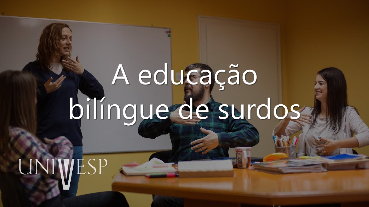Letramento em LIBRAS para professores - A educação bilíngue de surdos