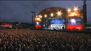 Morrissey - There is a Light that Never Goes Out (Move Festival, Manchester 2004)