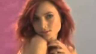 Gian Luca Grignani - Tan bella Una chica normal