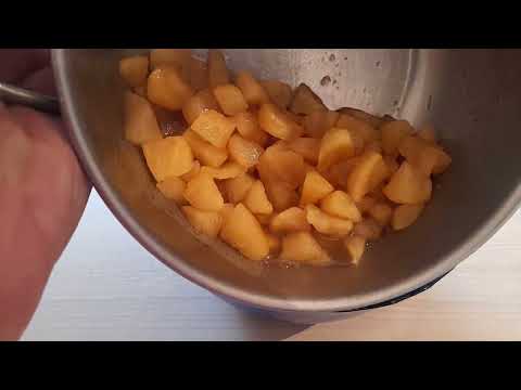 Torta al cioccolato Cameo 2023 diventa un delizioso ciambellone mele cioccolato mandorle e amaretti