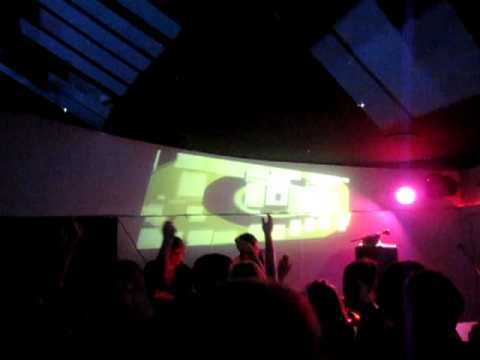 superpitcher & tobias thomas @ mondo