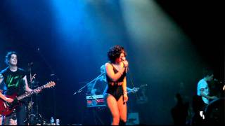 &quot;Let&#39;s Make Love and Listen to Death from Above&quot; LIVE - CSS