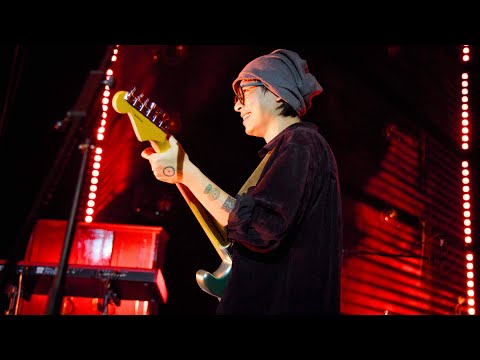 Thắng & band live at Crossroads - The Untold Stories