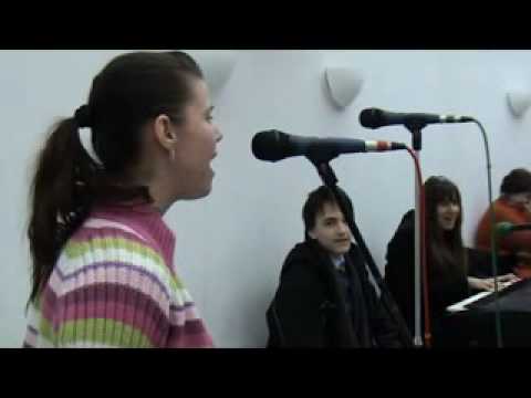 Bubu a Marfuska spievaju Viem ze si blizko