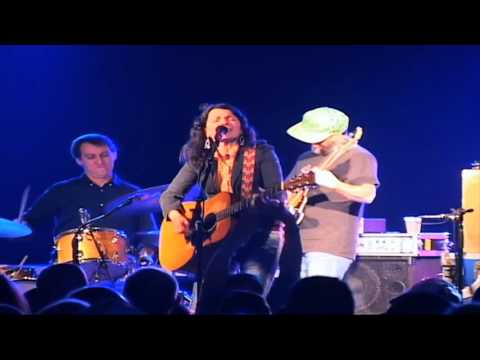 Donna the Buffalo 3 26 2016