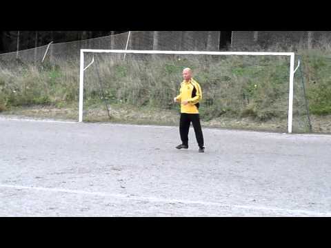 Kode IF, Carlund demonstrerar passningar