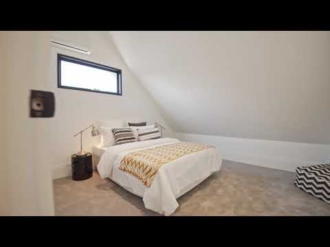 10B Lochiel Avenue, Edithvale - Kim Ferguson