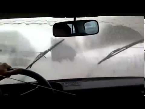 Video aus YouTube: Russische Scheibenwischer Video aus YouTube: Russische Scheibenwischer