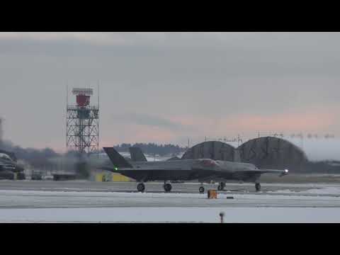 USAF F35 & F15 Fighter Jets get ready at Snow Covered RAF Lakenheath UK 6jan25 223pm 4k