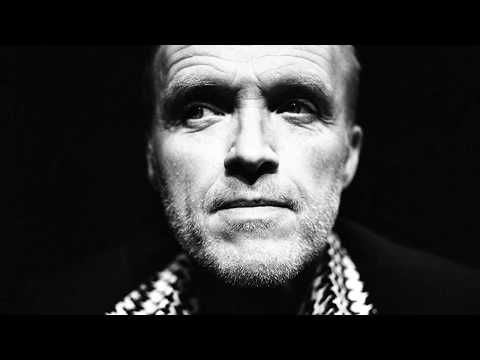 Stef Bos - Tussen De Liefde En De Leegte