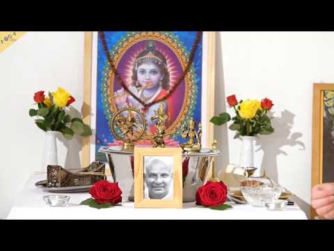 Arati Puja and Homa - YVS151 - Bhakti Yoga - Part 23