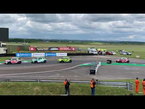 Mini Challenge Trophy Big Crash Thruxton May 2022