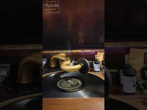 Washington & Lee Swing - Meyer Davis Le Paradis Band Victor Records #19526 1924