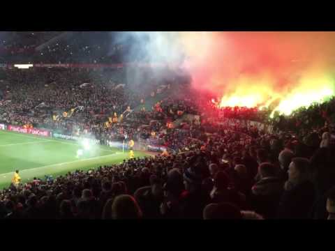 Saint Étienne at Manchester United tonight  Good pyro show