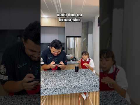 Mi hermana la más astuta 😱😂 #humor