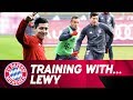 Training with Robert Lewandowski 💪 | FC Bayern