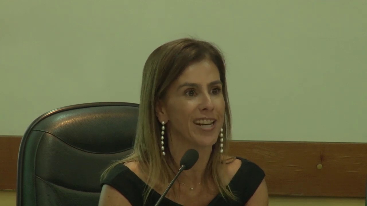 Manicômios judiciários, justiça e saúde mental em debate na ENSP - Ariadne Villela Lopes