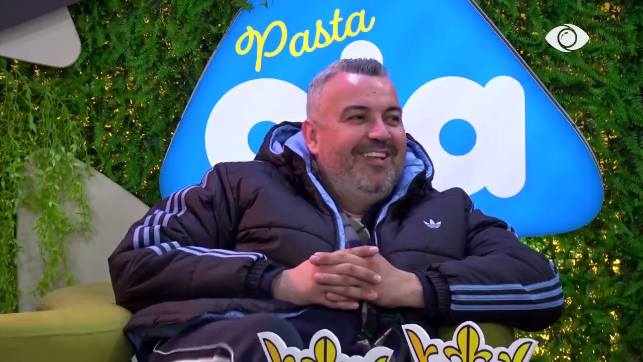 Gimbo takon Shëndritin dhe Mateon