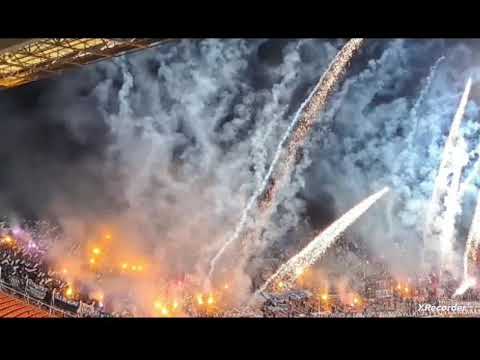 "Impresionante recibimiento de la hinchada más grande   Talleres River 16 avos de copa Argentina" Barra: La Fiel • Club: Talleres