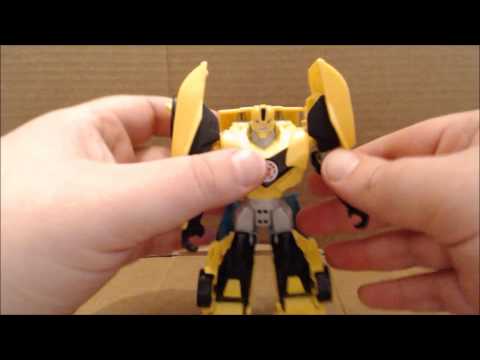 Chuck's Reviews Transformers Robots In Disguise 2015 Warrior Class Bumblebee and Steeljaw