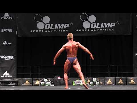 Dominik Gora Posing @Int Deutsche Meisterschaft 2017