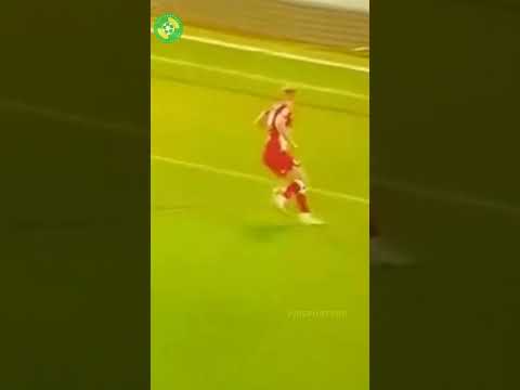Barnsley’s 91st minute winner vs Wycombe Wanders as keeper is not fouled!