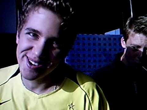 Sabine Sabse Strapse am Singen