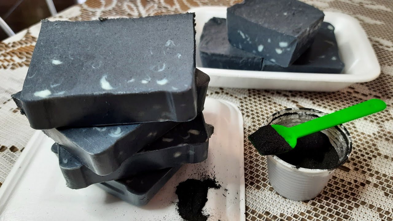 Como fazer sabonete de carvão ativado gastando R$ 0,51 centavos por unidade # 57