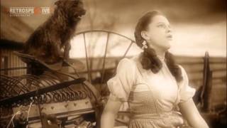 Judy Garland - Somewhere Over The Rainbow (The Wizard Of Oz) (1939)