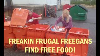FREAKIN FRUGAL FREEGANS FIND FREE FOOD! Dumpster Diving at ALDI!