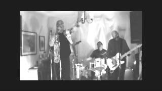 Suicide Sally By Jeff G and the Four Heads.wmv