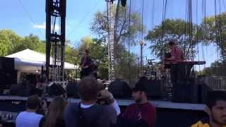 Laura Stevenson - "Triangle / Runners" - Riot Fest Chicago, 9/14/14