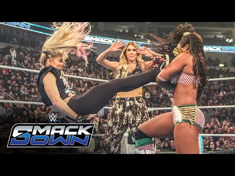 Charlotte Flair and Alexa Bliss attack Nia Jax and Lash Legend: SmackDown highlights, Dec. 19, 2025