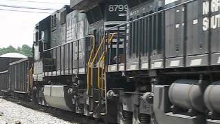 preview picture of video 'Norfolk Southern Mixed Freight in Reynolds, Ga.'