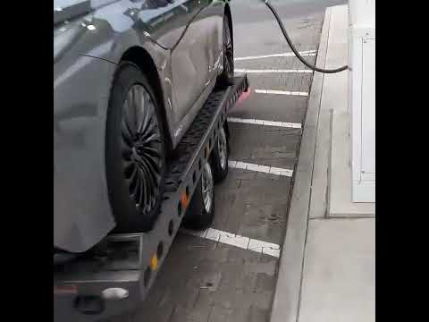 toyota mirai, hydrogen fill, look inside