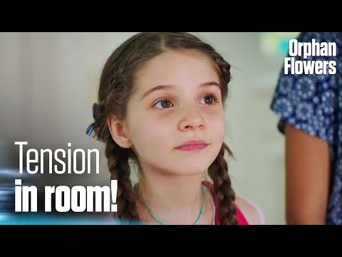 Büşra meets Eylül’s roommates for the first time! I Kırgın Çiçekler I Orphan Flowers