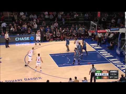 Kristaps porzingis (7'3'') BIG dunk. Knicks vs Timberwolves