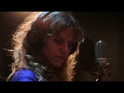 Doe Paoro - "Silver Springs"